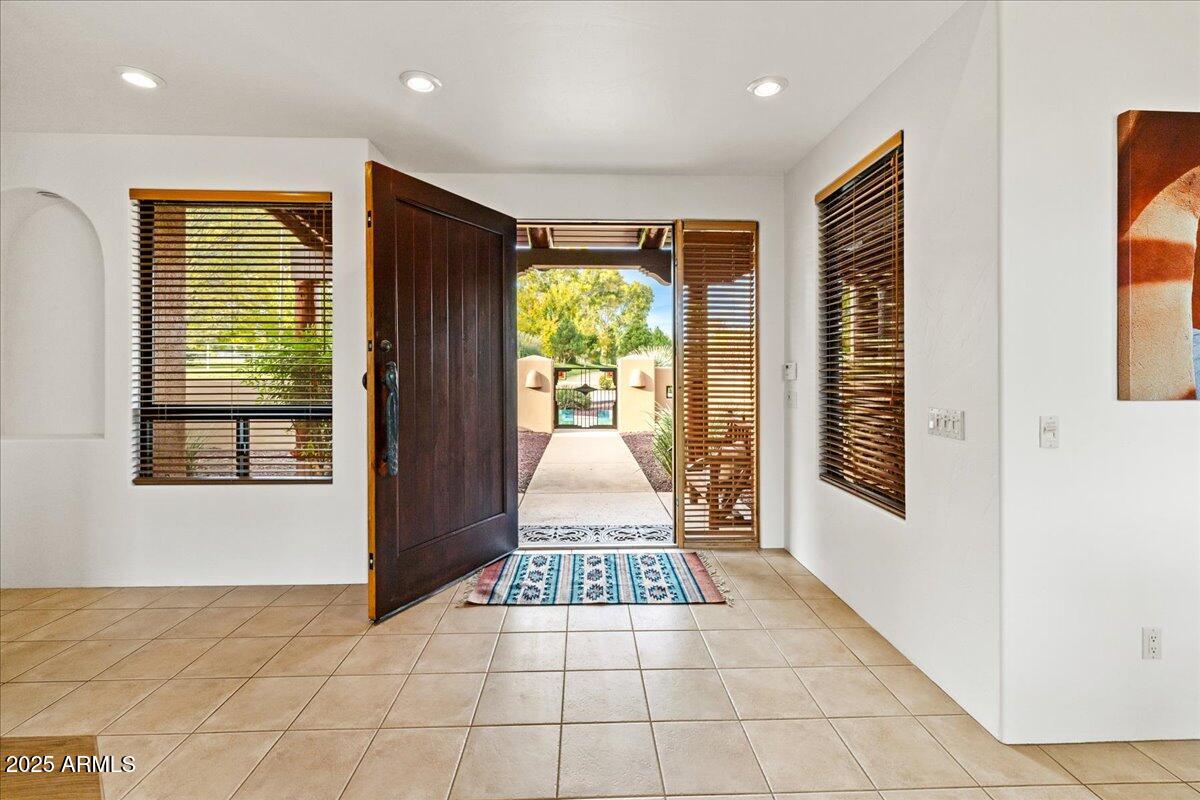 1575 Rio Verde Lane Camp Verde, AZ 86322 - Photo 8 of 57 08-Foyer