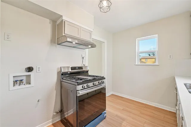 $1,500 | 734 Genoa Avenue, Dallas, TX 75216