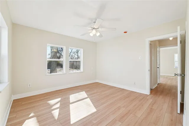 $1,500 | 734 Genoa Avenue, Dallas, TX 75216