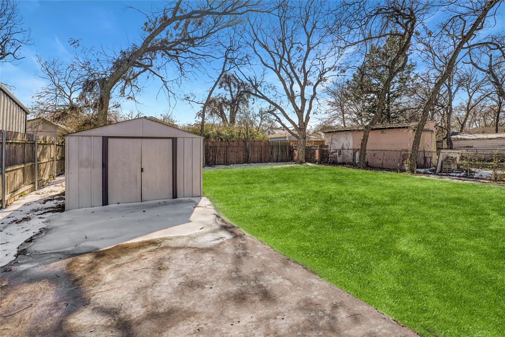 734 Genoa Avenue Dallas, TX 75216 - Photo 21 of 24