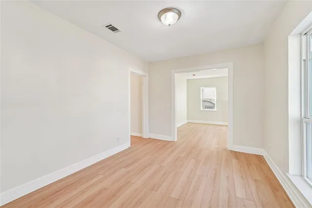 $1,500 | 734 Genoa Avenue, Dallas, TX 75216