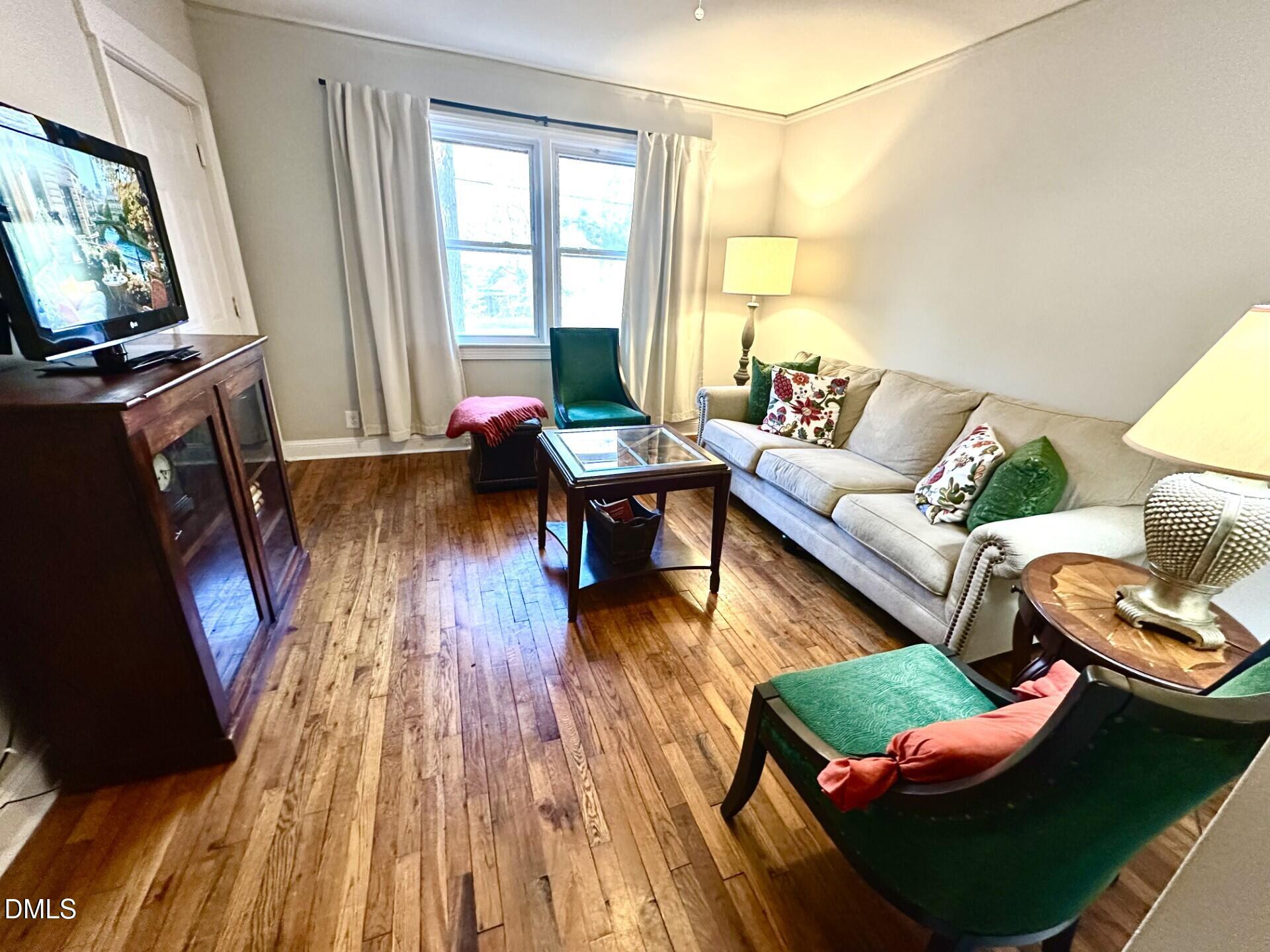 2803 Wade Avenue Raleigh, NC 27607 - Photo 3 of 19 2803 Wade LR 2