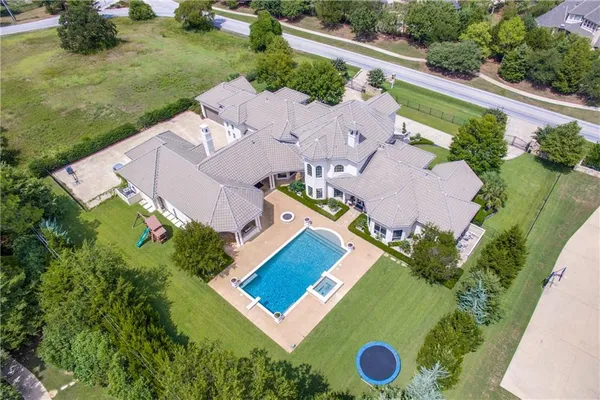 $20,000 | 1567 West Dove Road, Westlake, TX 76092