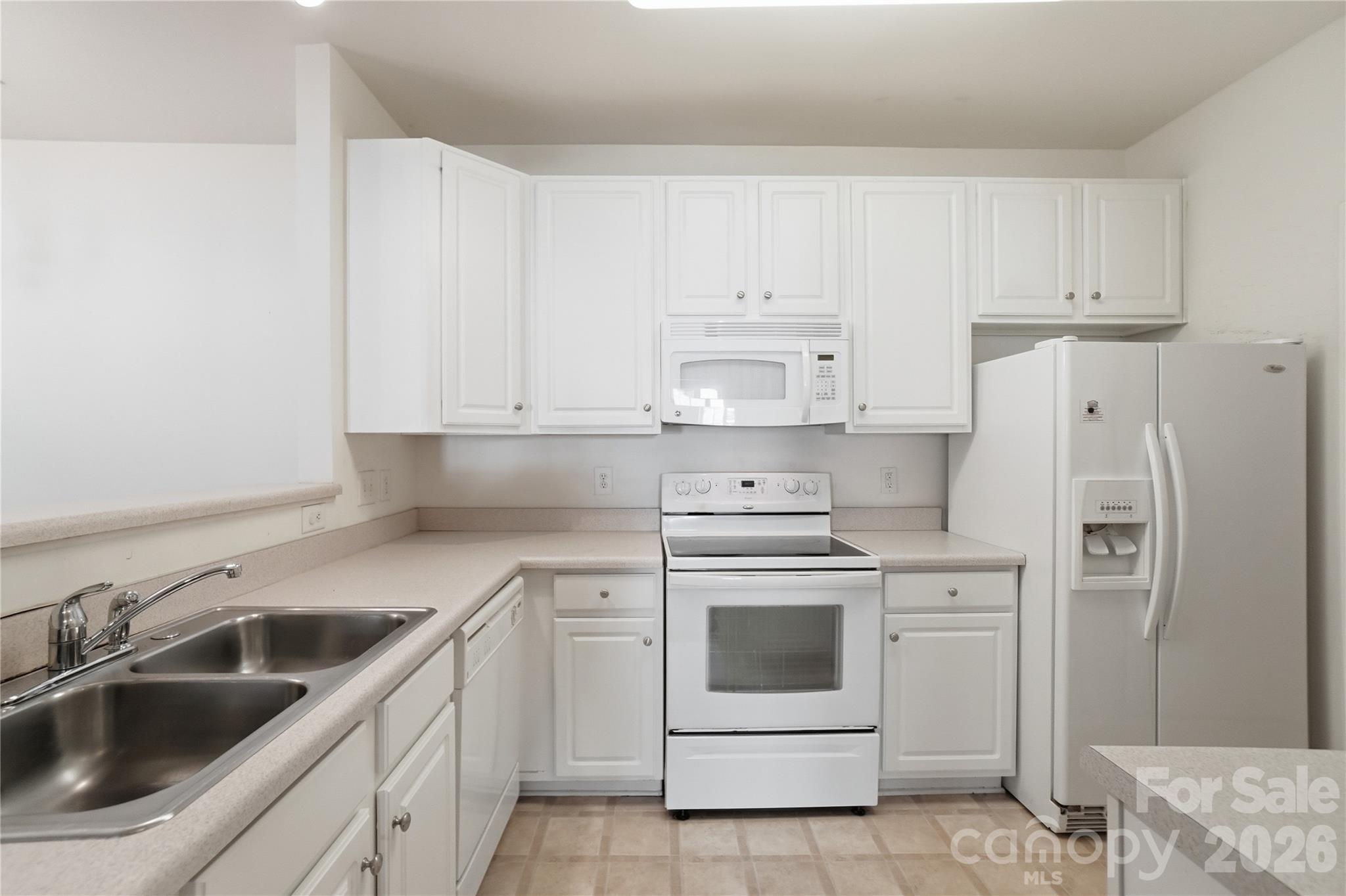 16742 Amberside Road East Cornelius, NC 28031 - Photo 4 of 23