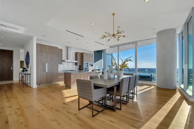 $2,799,000 | 3130 North Harwood Street, Unit 2802, Dallas, TX 75201