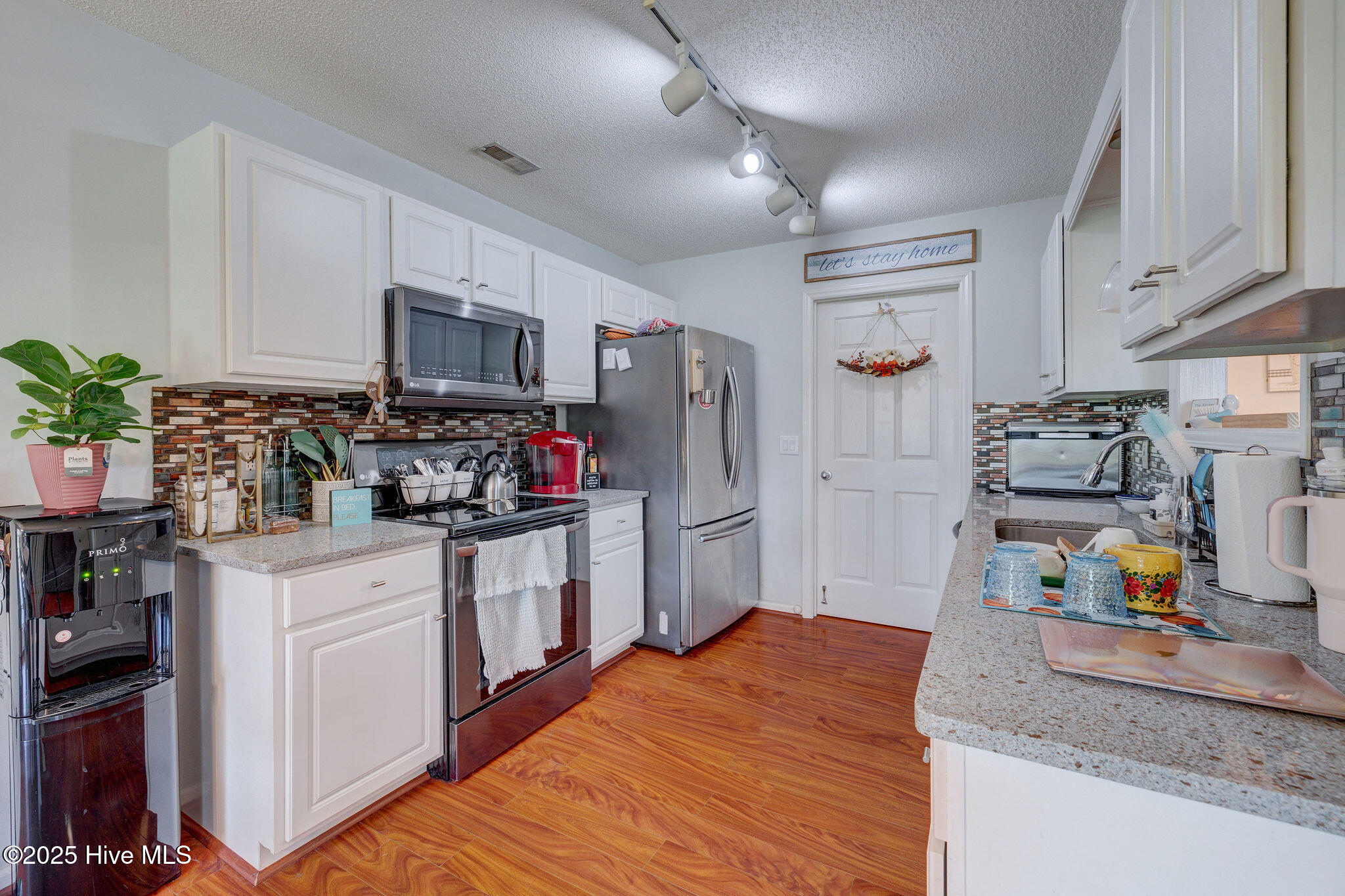 413 Point View Court Wilmington, NC 28411 - Photo 14 of 31 413PointViewCourt-21