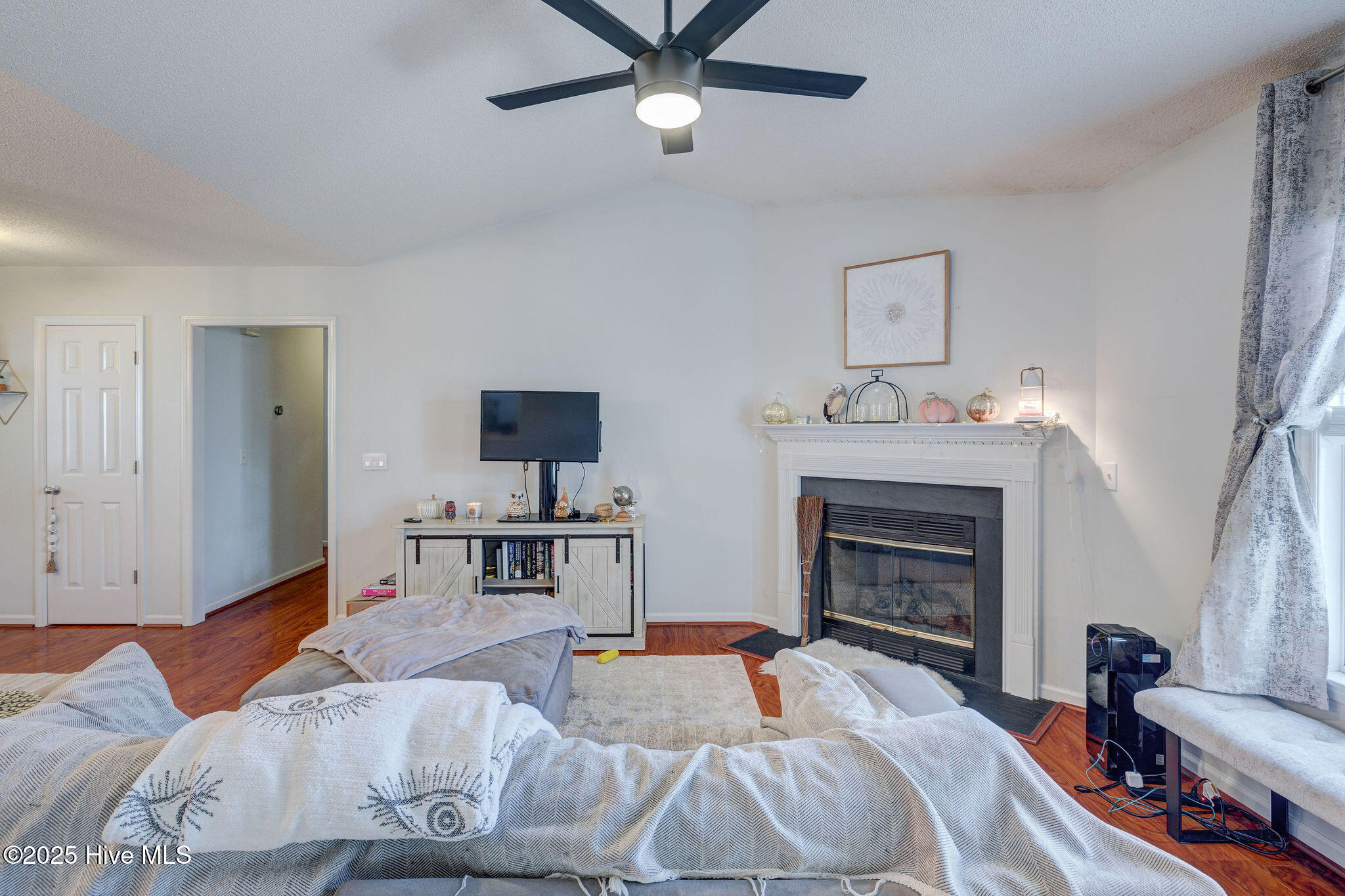 413 Point View Court Wilmington, NC 28411 - Photo 9 of 31 413PointViewCourt-16