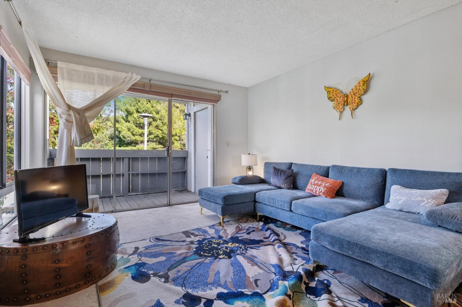 900 Southampton Road, Unit 2 Benicia, CA 94510 - Photo 11 of 34