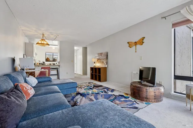 $290,000 | 900 Southampton Road, Unit 2, Benicia, CA 94510