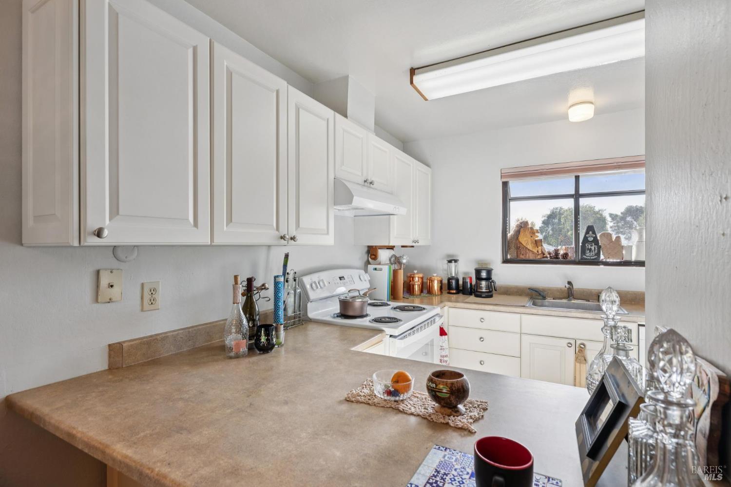 900 Southampton Road, Unit 2 Benicia, CA 94510 - Photo 14 of 34