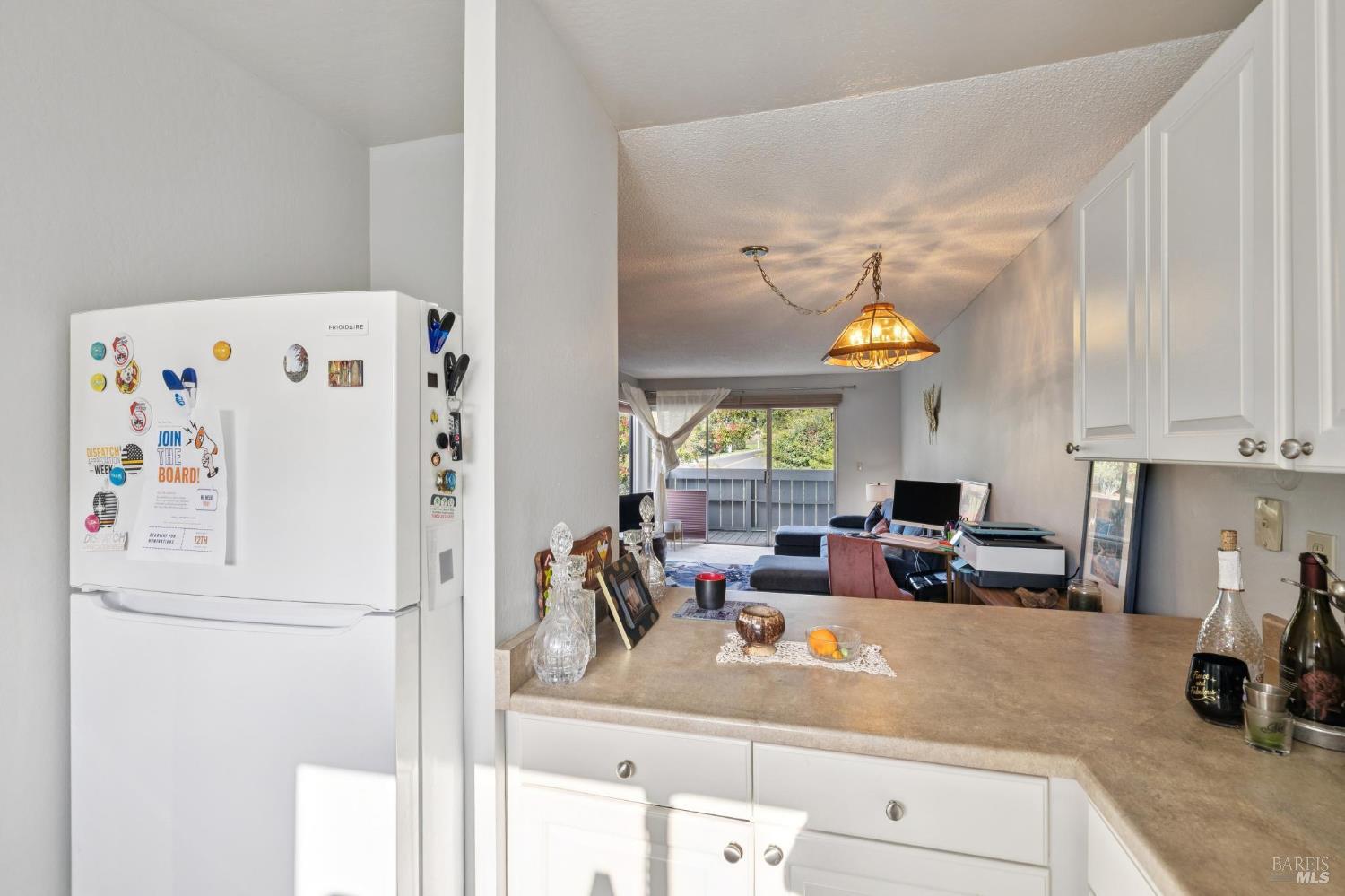 900 Southampton Road, Unit 2 Benicia, CA 94510 - Photo 17 of 34