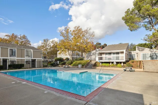 $290,000 | 900 Southampton Road, Unit 2, Benicia, CA 94510