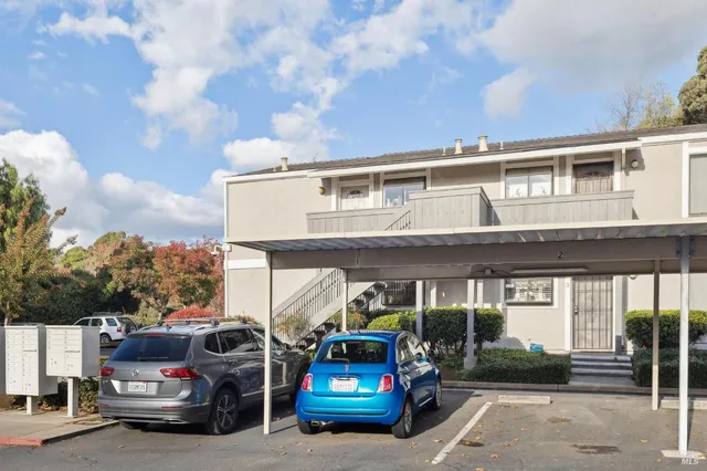 $290,000 | 900 Southampton Road, Unit 2, Benicia, CA 94510