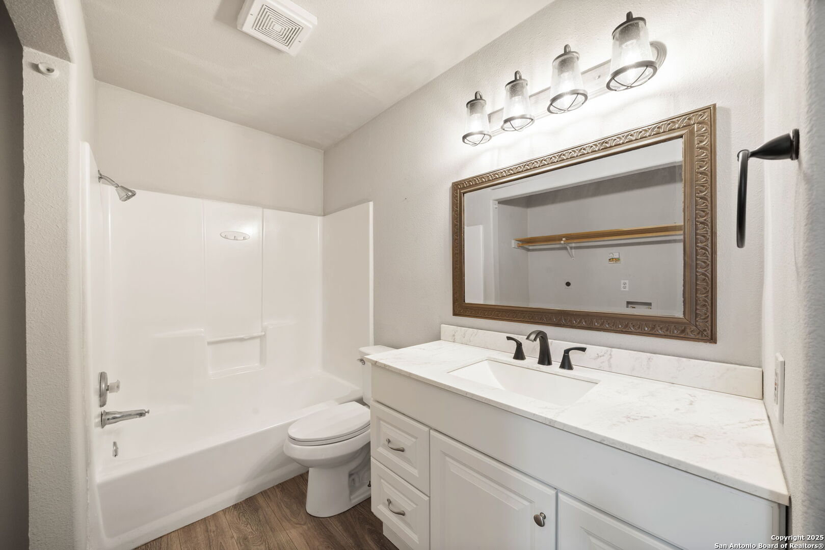 9140 Timber Path, Unit 3101 San Antonio, TX 78250 - Photo 13 of 17