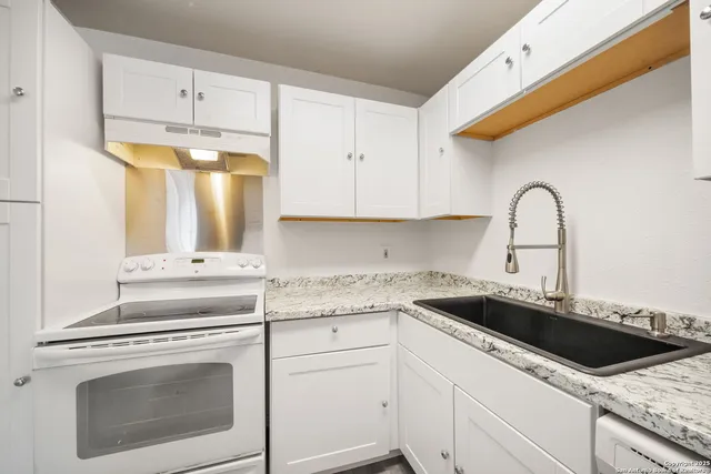 $114,900 | 9140 Timber Path, Unit 3101, San Antonio, TX 78250