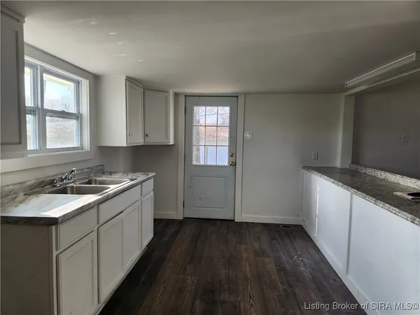 $175,000 | 2175 Heth Washington Road Southwest, Central, IN 47110