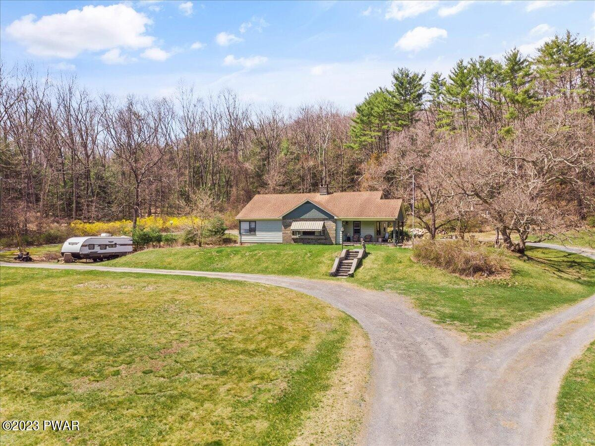 130 Moon Valley Road Milford, PA 18337 - Photo 10 of 44 07-130 Moon Valley Rd (7)