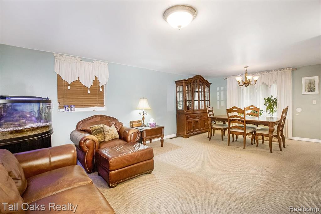 1468 Ruby Avenue Rochester Hills, MI 48309 - Photo 5 of 18