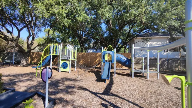 $2,300 | 13903 Chevy Chase Drive, Houston, TX 77077