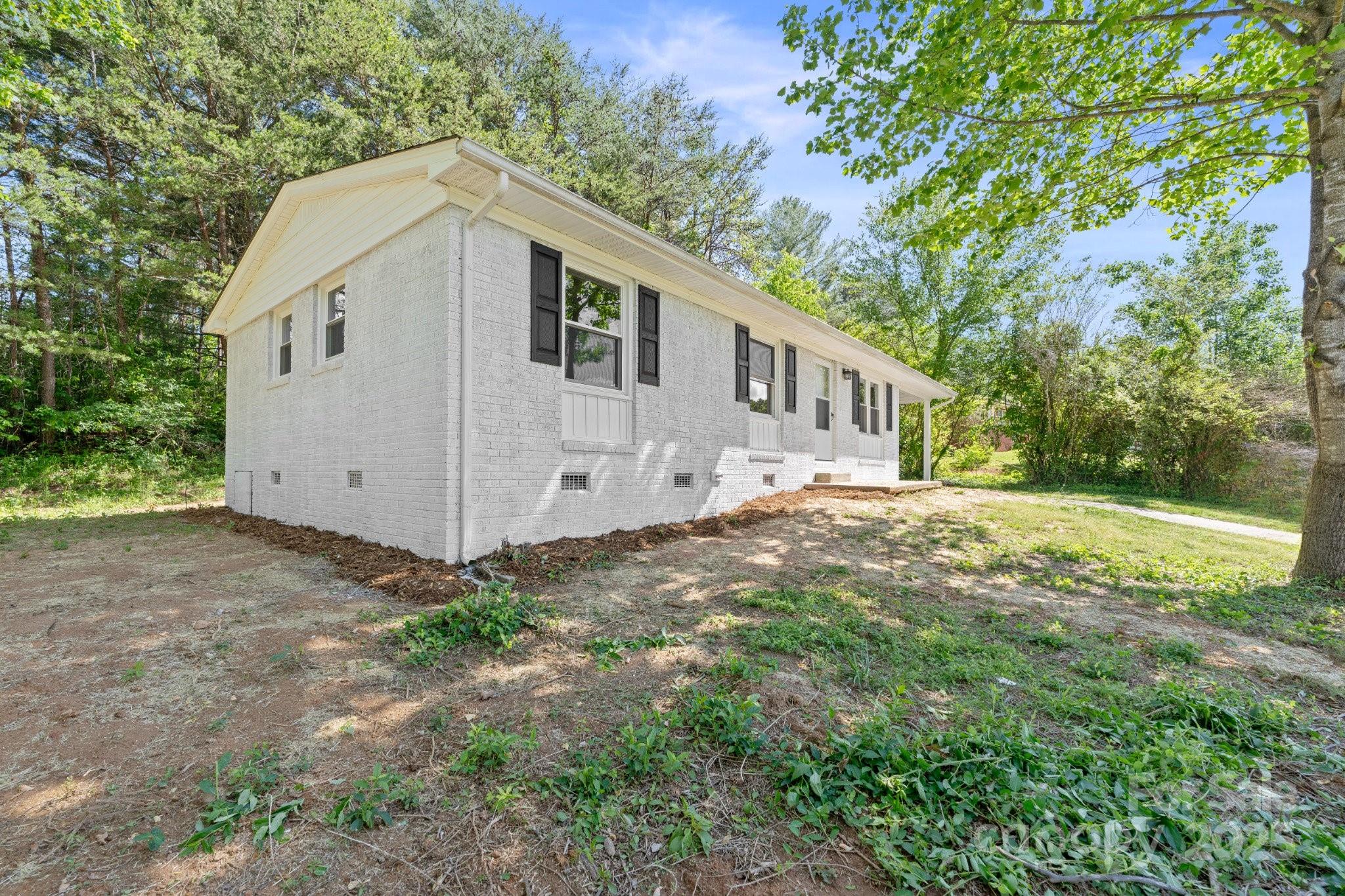 1106 Browning View Road Morganton, NC 28655 - Photo 20 of 22 Gallery Image 20