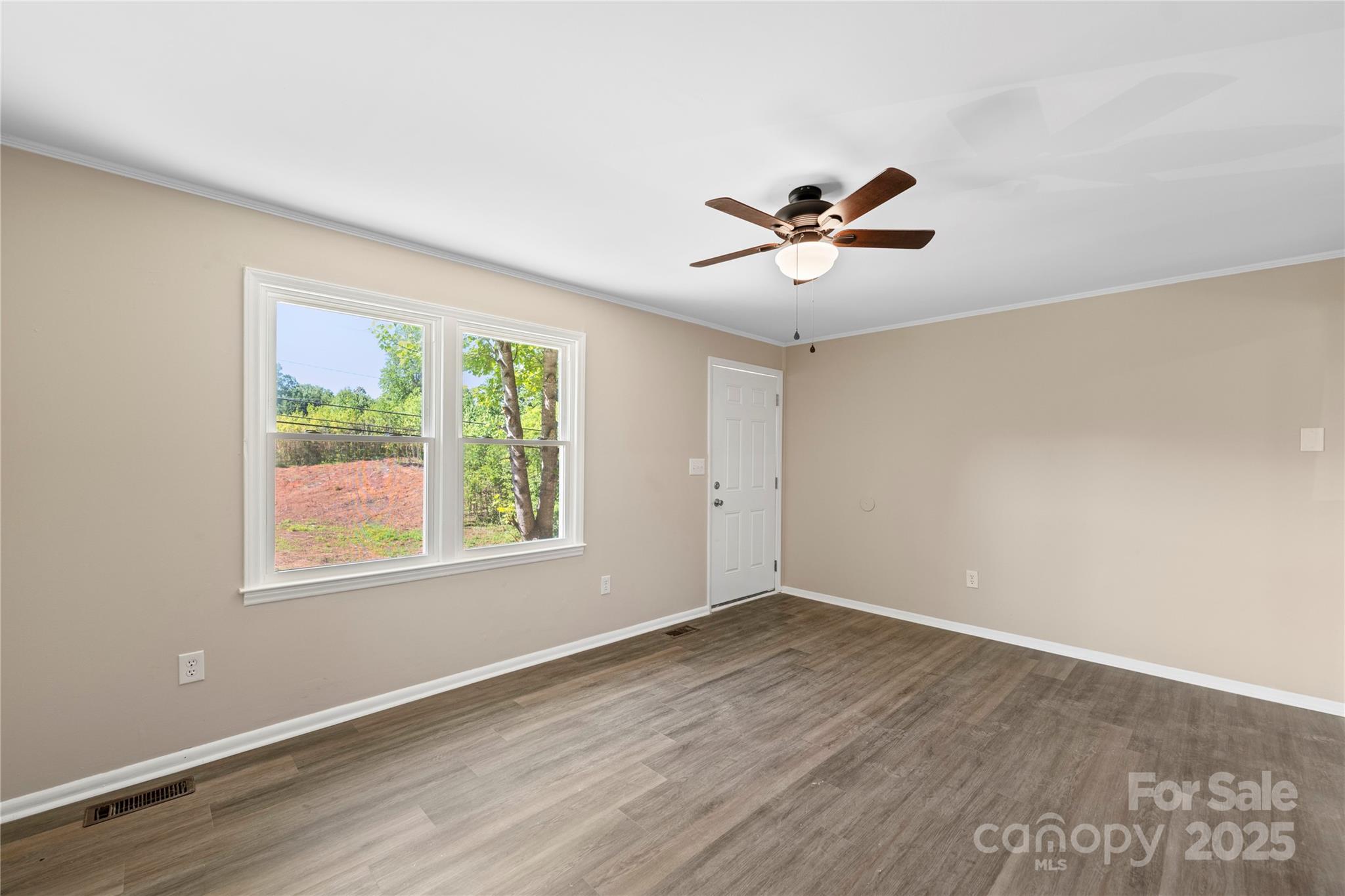 1106 Browning View Road Morganton, NC 28655 - Photo 5 of 22 Gallery Image 5