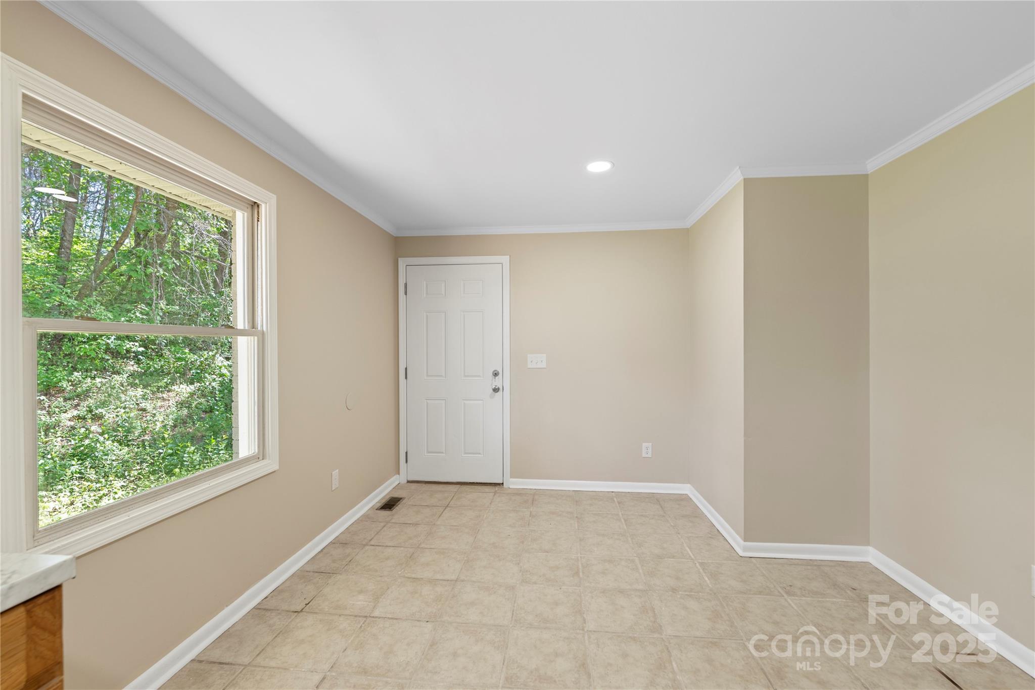 1106 Browning View Road Morganton, NC 28655 - Photo 10 of 22 Gallery Image 10