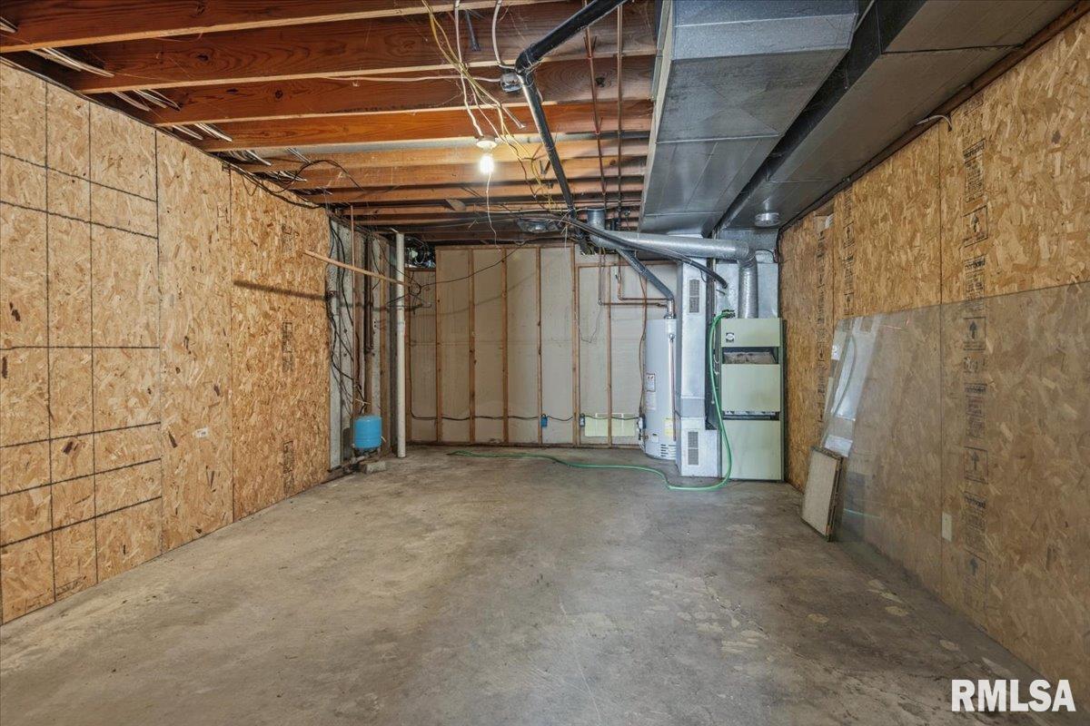 10086 Wics Road Dawson, IL 62520 - Photo 40 of 61 Gallery Image 40
