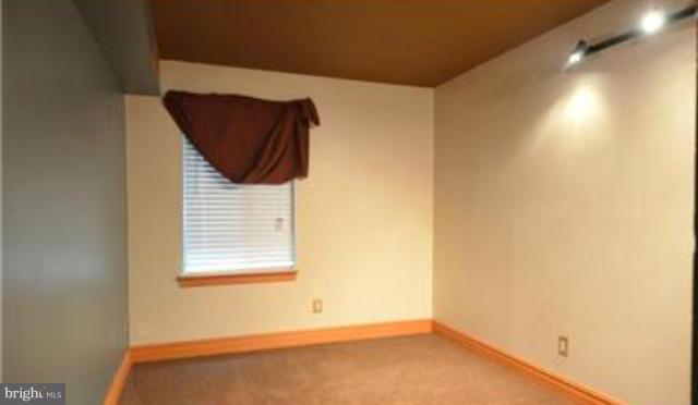 11607 Stoneview Square, Unit 2B Reston, VA 20191 - Photo 13 of 20 a view of small space with a window