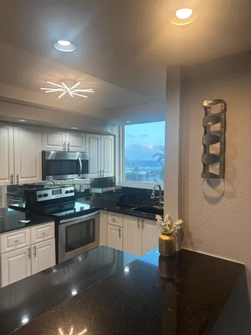 $7,000 | 1238 Hillsboro Mile, Unit 509, Hillsboro Beach, FL 33062