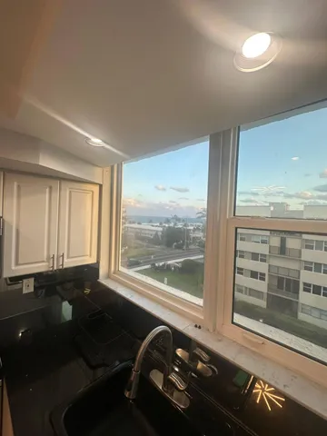 $7,000 | 1238 Hillsboro Mile, Unit 509, Hillsboro Beach, FL 33062