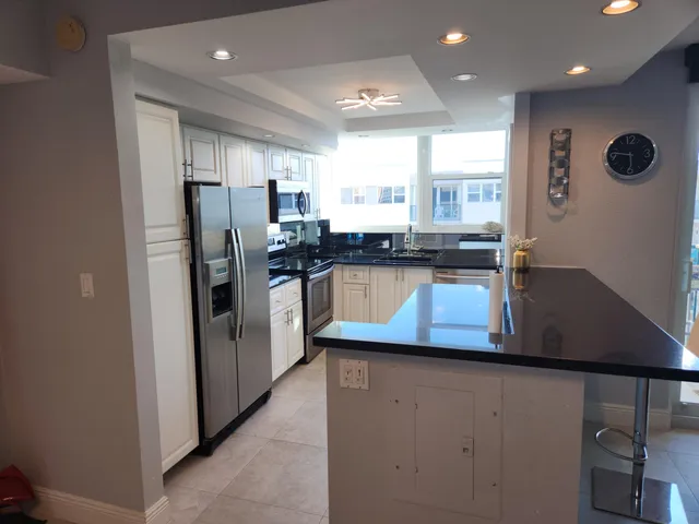 $7,000 | 1238 Hillsboro Mile, Unit 509, Hillsboro Beach, FL 33062