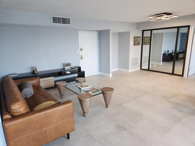 $7,000 | 1238 Hillsboro Mile, Unit 509, Hillsboro Beach, FL 33062