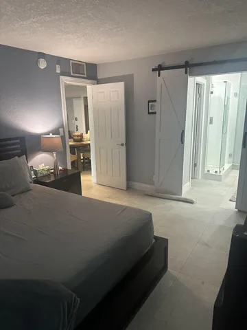 $7,000 | 1238 Hillsboro Mile, Unit 509, Hillsboro Beach, FL 33062