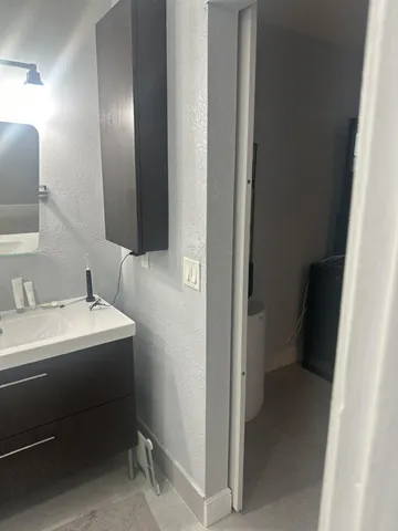 $7,000 | 1238 Hillsboro Mile, Unit 509, Hillsboro Beach, FL 33062