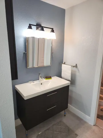 $7,000 | 1238 Hillsboro Mile, Unit 509, Hillsboro Beach, FL 33062