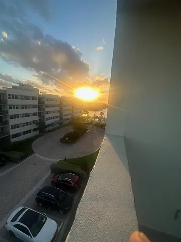 $7,000 | 1238 Hillsboro Mile, Unit 509, Hillsboro Beach, FL 33062