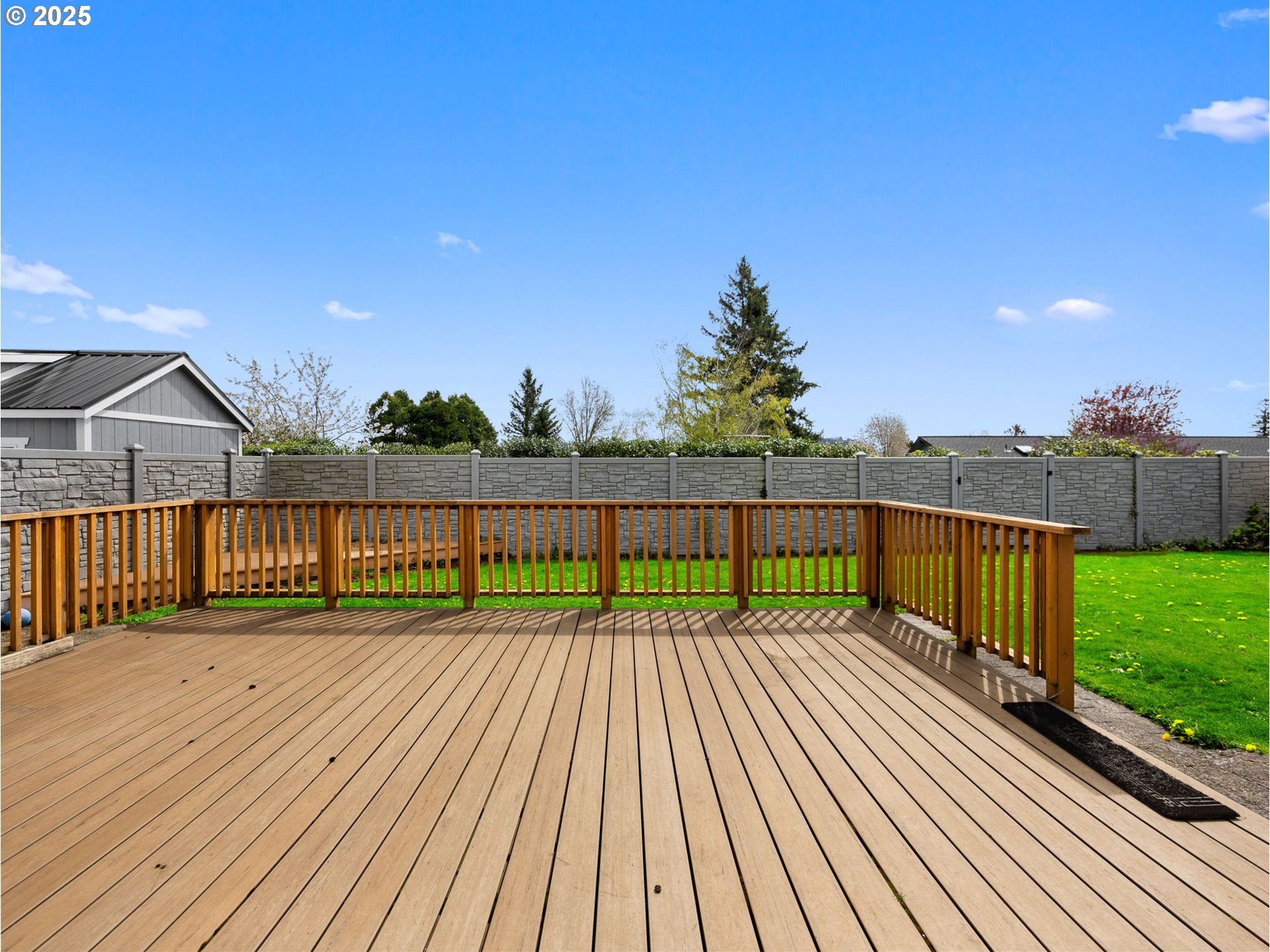 462 Northeast 24th Street Gresham, OR 97030 - Photo 16 of 37 a view of deck with a yard
