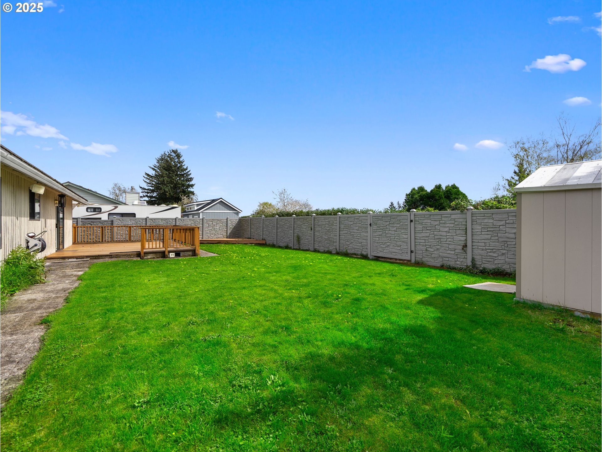 462 Northeast 24th Street Gresham, OR 97030 - Photo 33 of 37 a view of a house with a backyard
