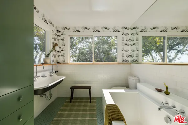 $6,300,000 | 2206 Micheltorena Street, Los Angeles, CA 90039