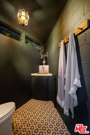 $6,300,000 | 2206 Micheltorena Street, Los Angeles, CA 90039