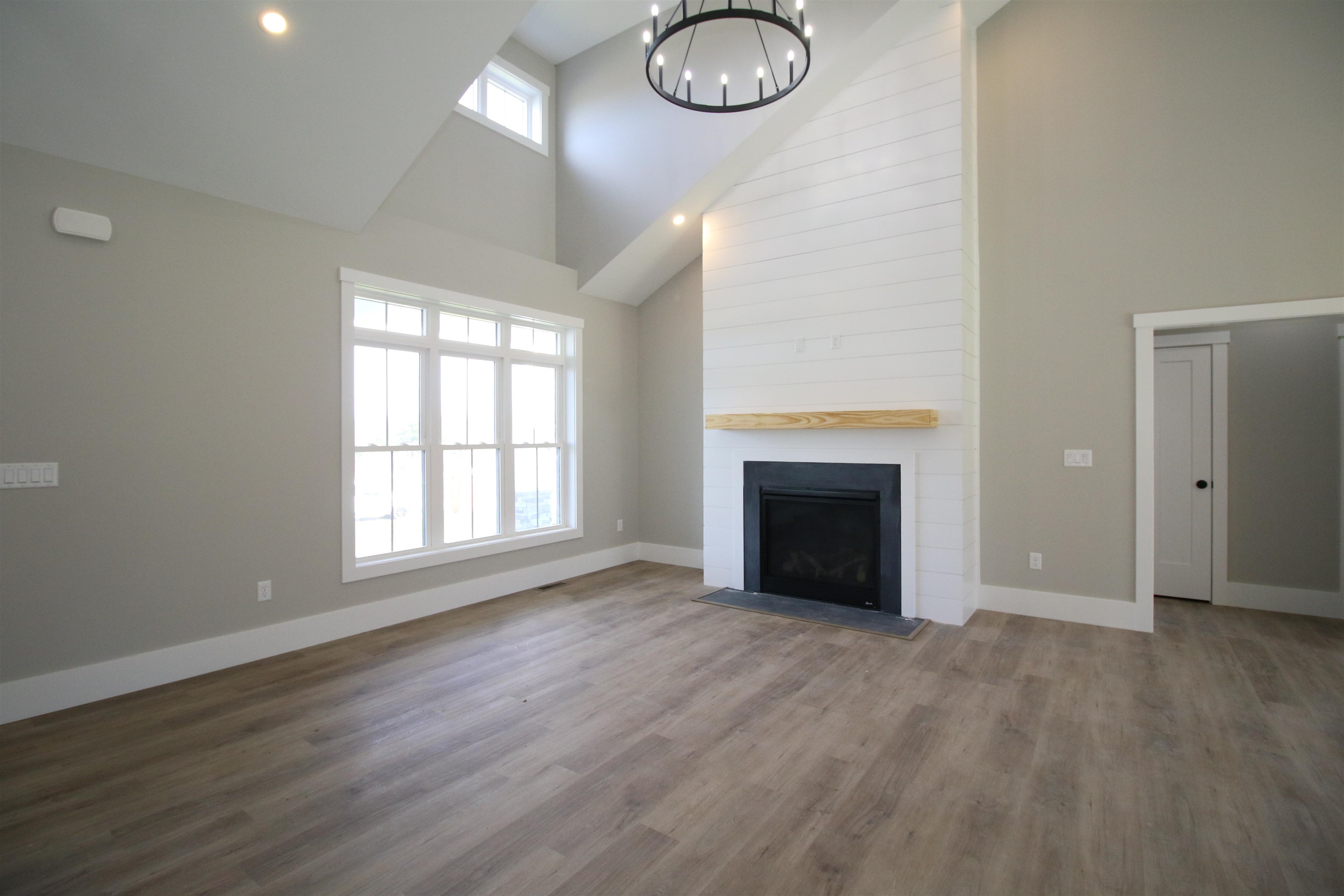 77 Salisbury Road Mont Vernon, NH 03057 - Photo 11 of 32