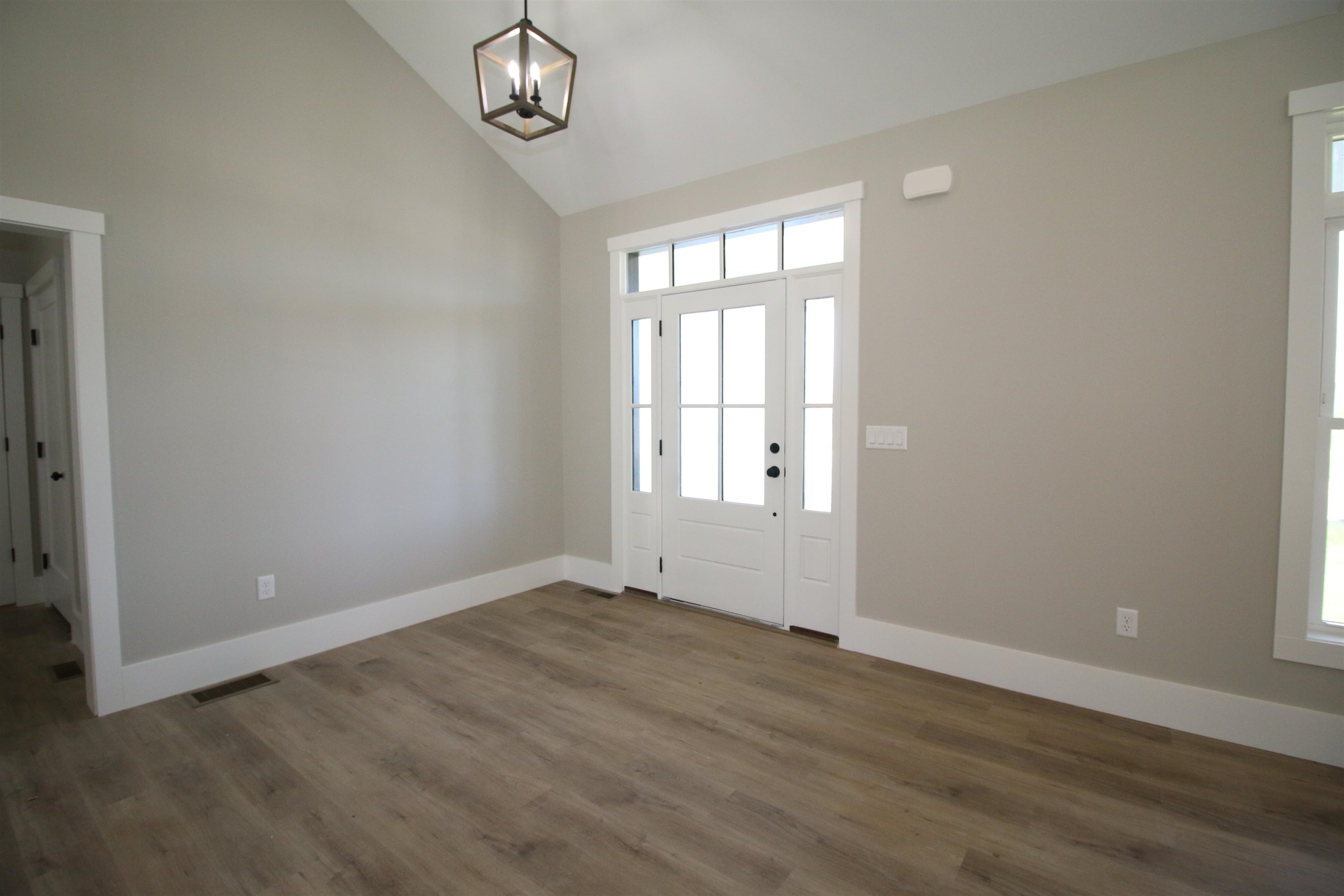 77 Salisbury Road Mont Vernon, NH 03057 - Photo 16 of 32