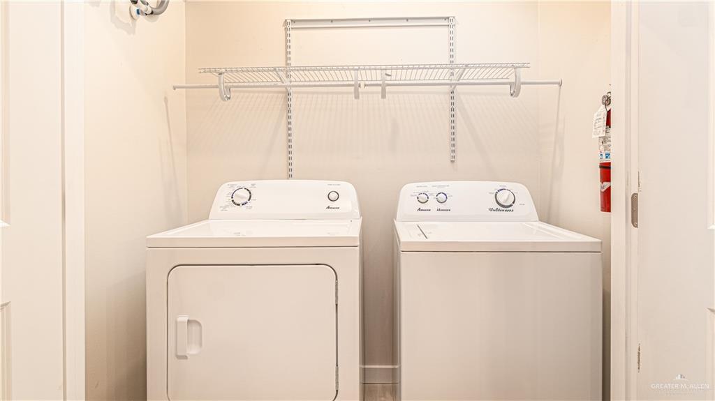 11500 North 25th Lane, Unit 2 McAllen, TX 78504 - Photo 10 of 19 a utility room with dryer and washer