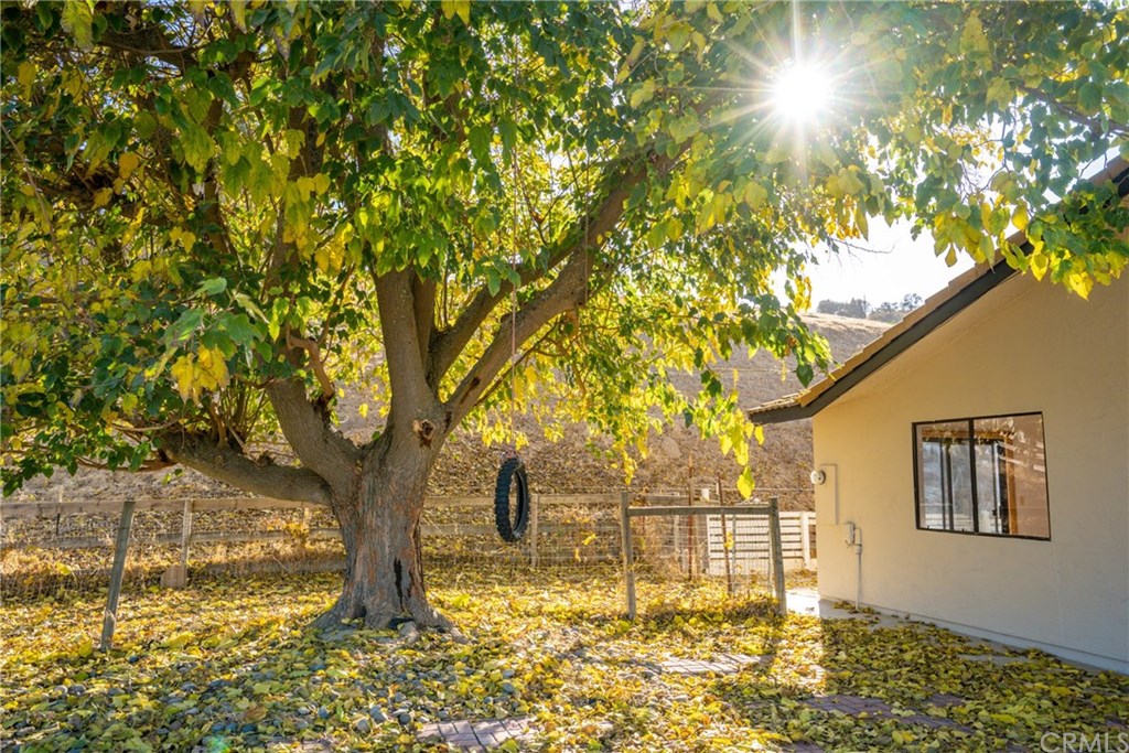 2140 Stallion Way Paso Robles, CA 93446 - Photo 19 of 22