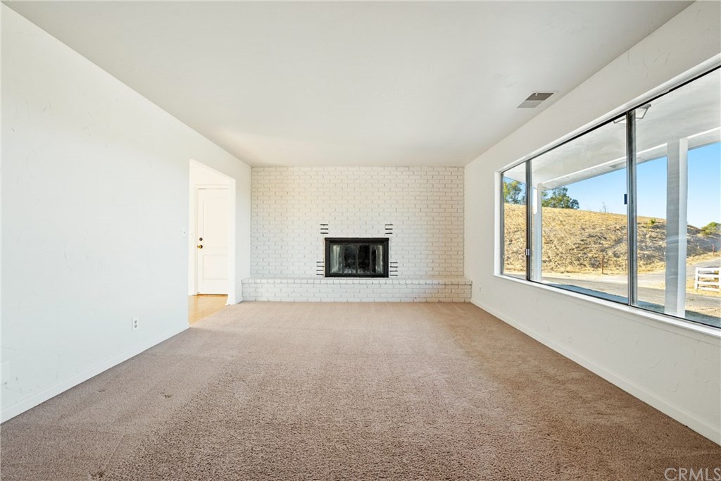 2140 Stallion Way Paso Robles, CA 93446 - Photo 6 of 22