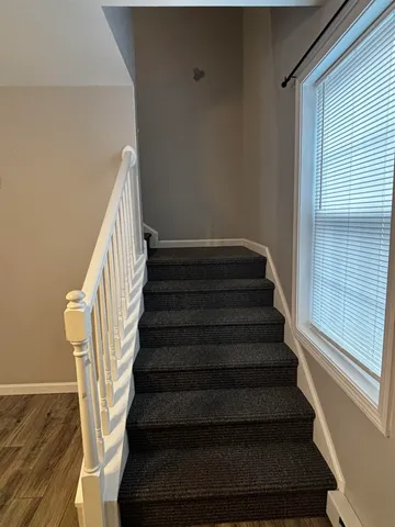 $1,800 | 14 Winsor Avenue, Unit B, Concord, NH 03303