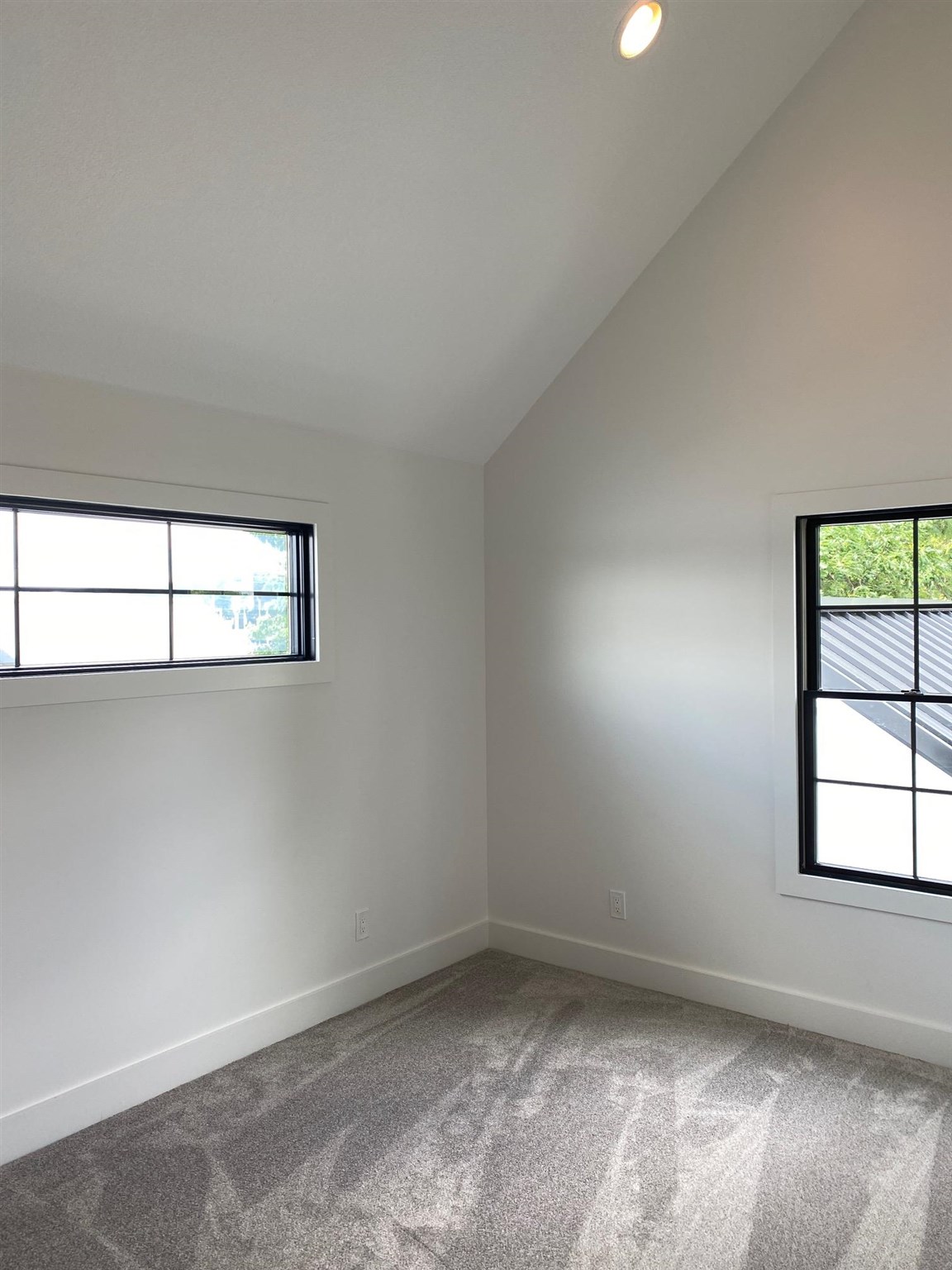 1717 Colonial Drive Rochester, IN 46975 - Photo 13 of 21