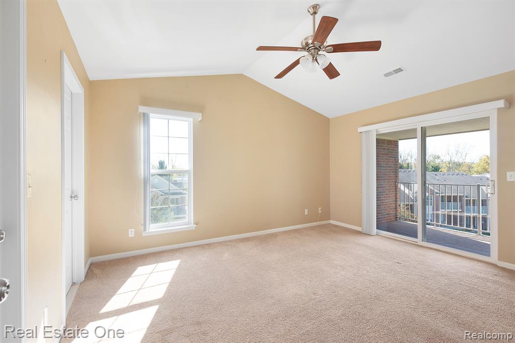 1845 Flagstone Circle Rochester, MI 48307 - Photo 13 of 29