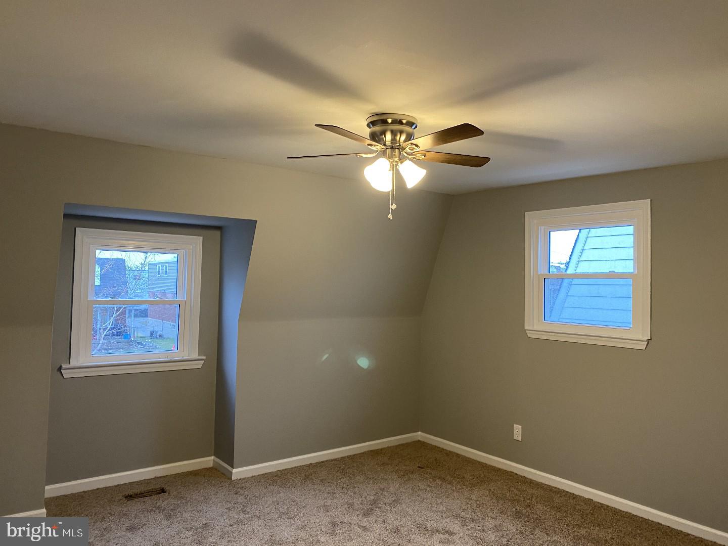 3469 Holyoke Road Philadelphia, PA 19114 - Photo 5 of 22 Gallery Image 5