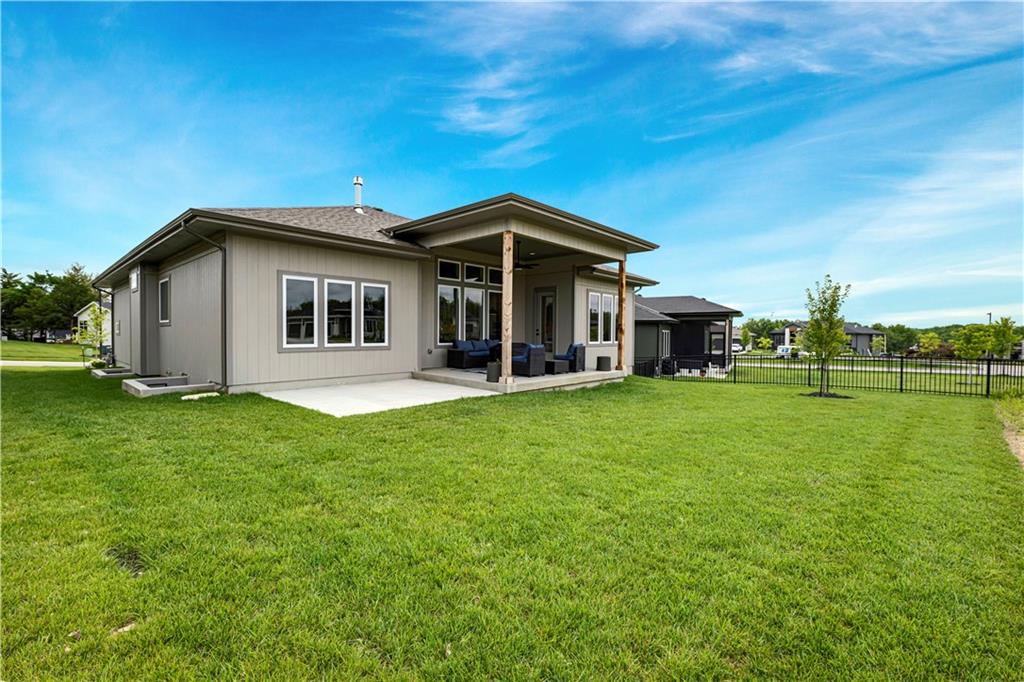 9836 Shady Bend Road Lenexa, KS 66227 - Photo 28 of 29